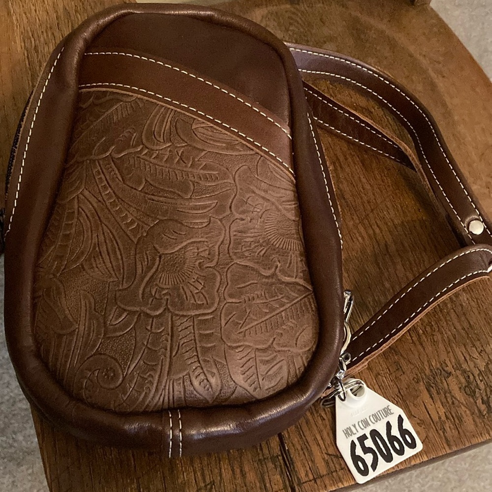 Holy Cow Couture Embossed Krystal’s Leather Bum Pack w/Dust Bag NWOT